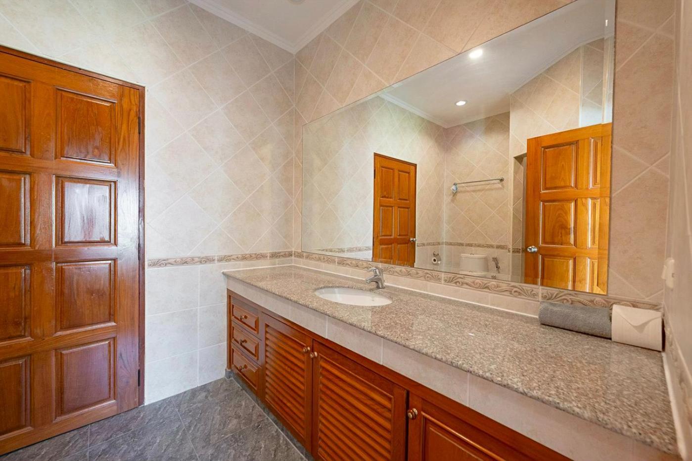 Majestic Residence Pool Villas 3 Bedrooms Private Beach Pattaya Eksteriør bilde