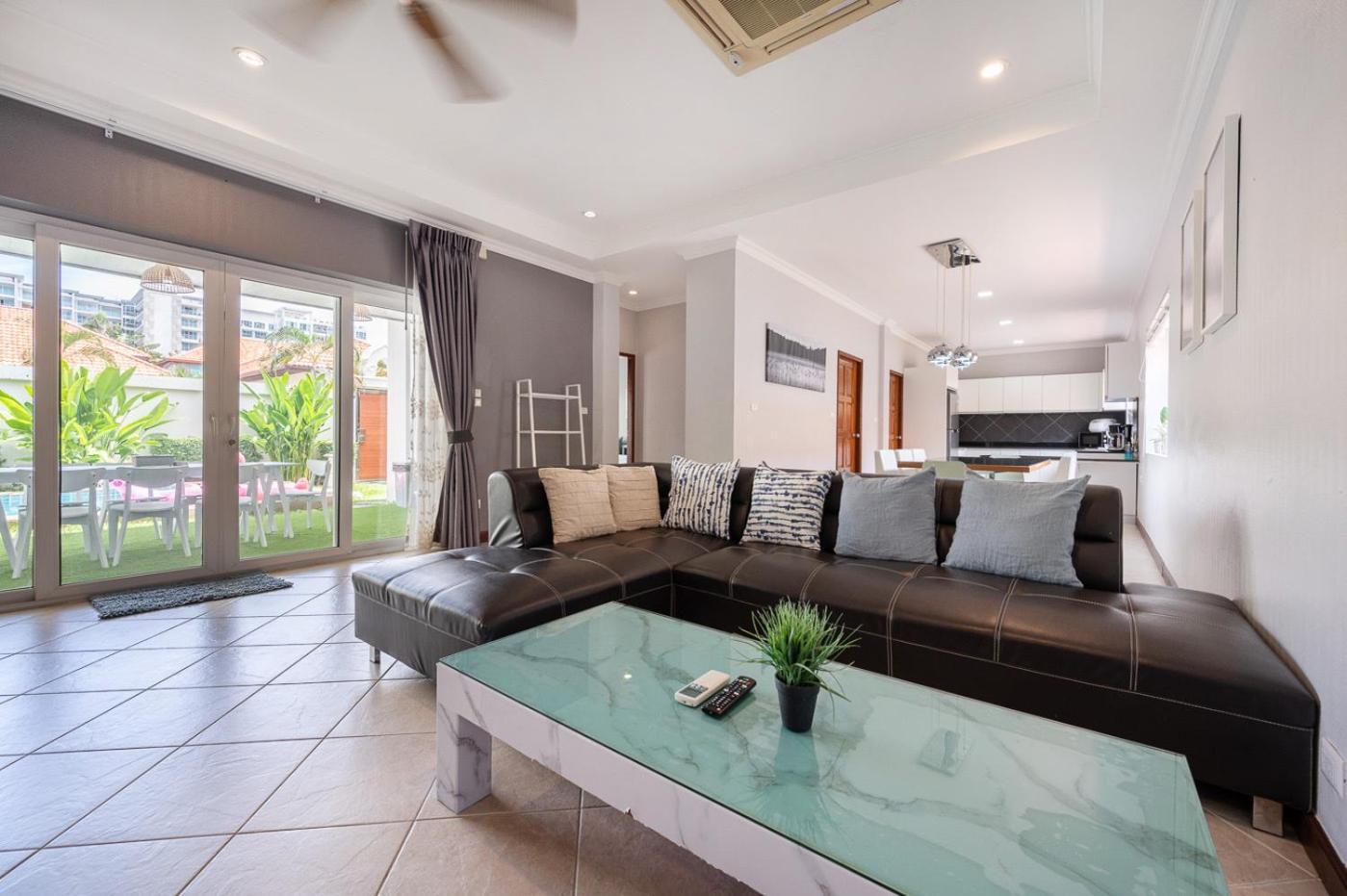 Majestic Residence Pool Villas 3 Bedrooms Private Beach Pattaya Eksteriør bilde